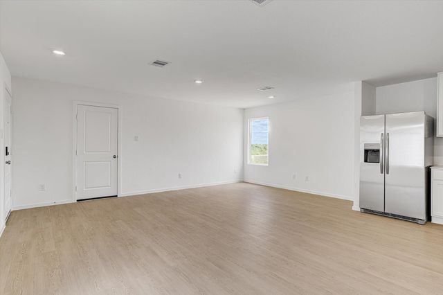 390 Lucia Way, Cleveland, TX 77327