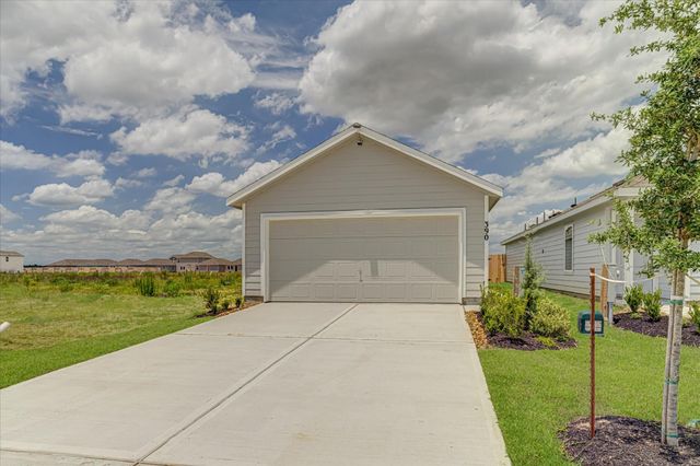 390 Lucia Way, Cleveland, TX 77327