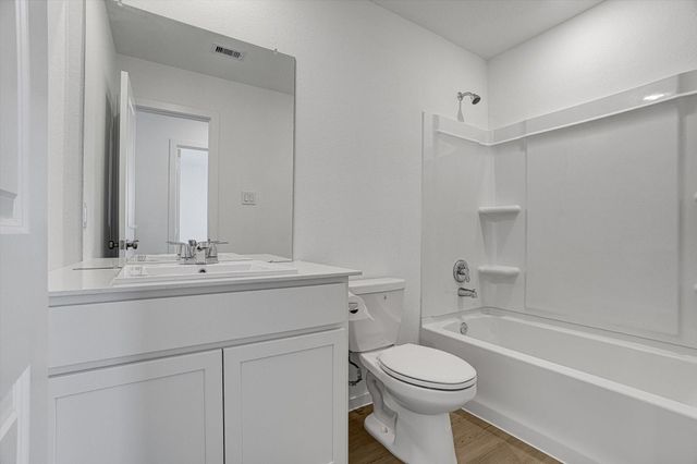 390 Lucia Way, Cleveland, TX 77327