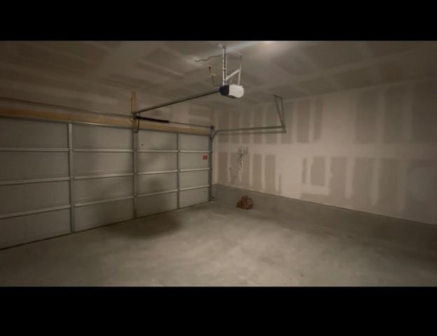 152 Zircon LN, Maxwell, TX 78656