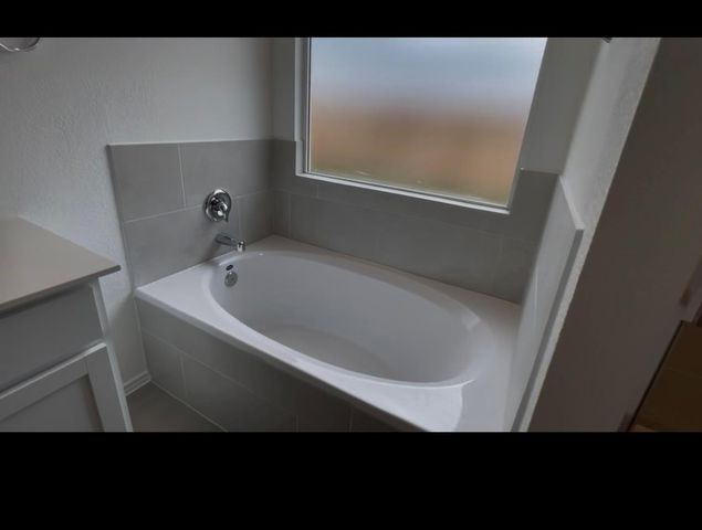 152 Zircon LN, Maxwell, TX 78656