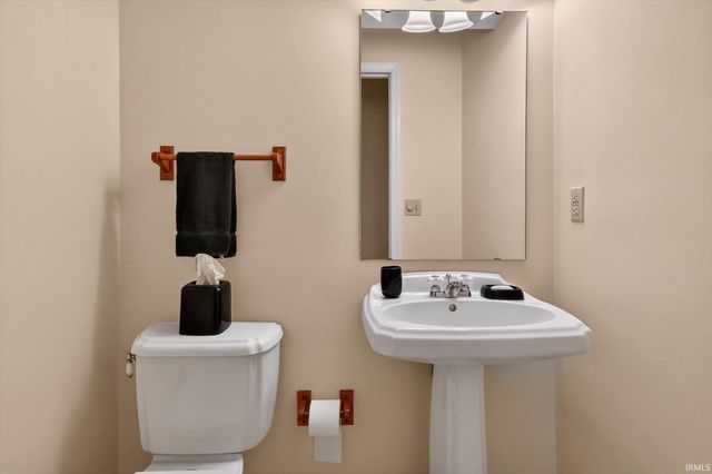 17930 Bay Hill Drive, South Bend, IN 46635