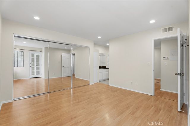 4682 Warner C-113, Huntington Beach, CA 92649
