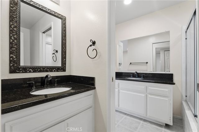 4682 Warner C-113, Huntington Beach, CA 92649