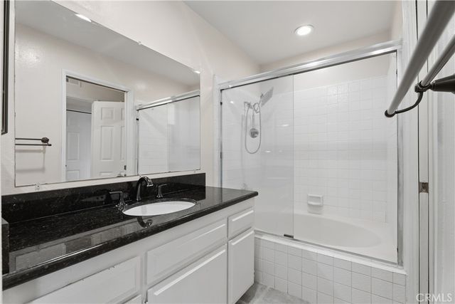 4682 Warner C-113, Huntington Beach, CA 92649