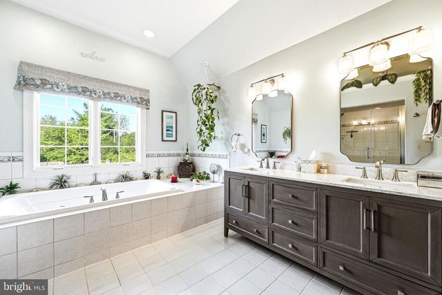 101 RIDINGS BLVD, Chadds Ford, PA 19317