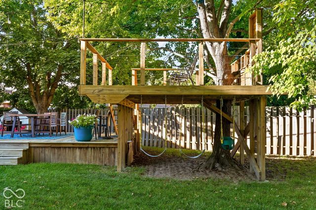 1015 Arroyo Road, Greenwood, IN 46143