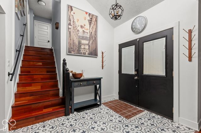 1015 Arroyo Road, Greenwood, IN 46143
