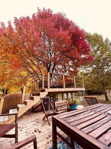 1015 Arroyo Road, Greenwood, IN 46143
