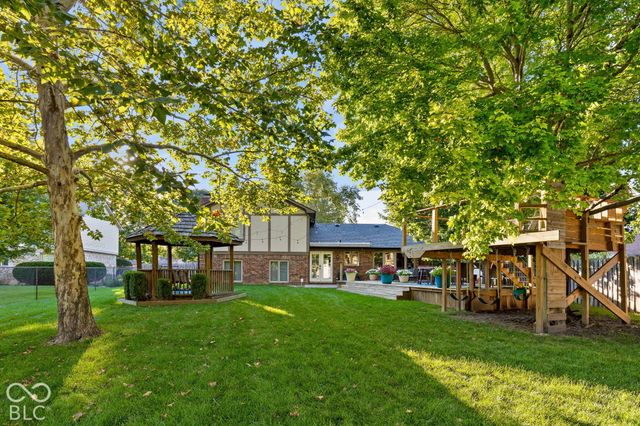 1015 Arroyo Road, Greenwood, IN 46143