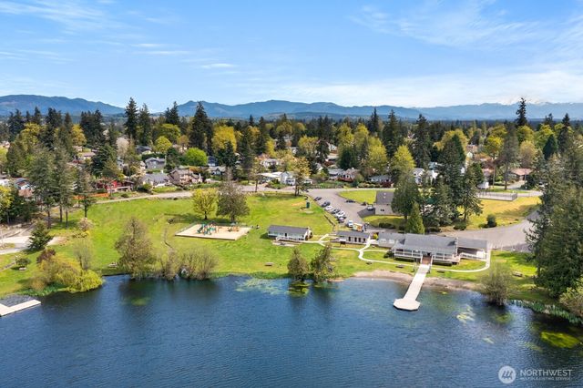 26711 218th Avenue SE, Maple Valley, WA 98038