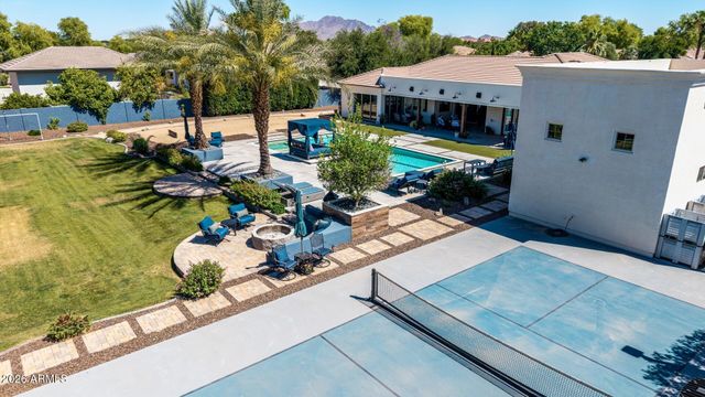 2776 E TAURUS Place, Chandler, AZ 85249