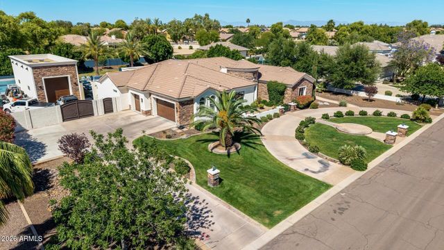 2776 E TAURUS Place, Chandler, AZ 85249