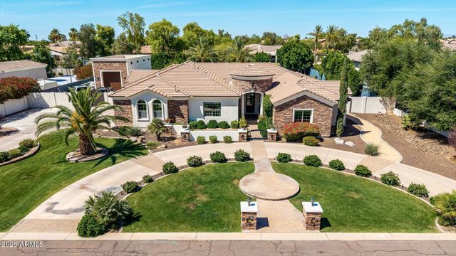 2776 E TAURUS Place, Chandler, AZ 85249