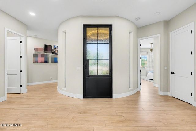 2776 E TAURUS Place, Chandler, AZ 85249
