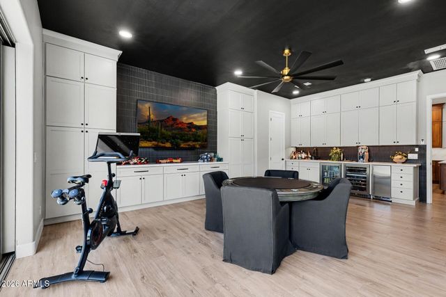 2776 E TAURUS Place, Chandler, AZ 85249