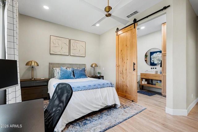 2776 E TAURUS Place, Chandler, AZ 85249