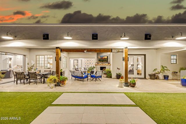 2776 E TAURUS Place, Chandler, AZ 85249