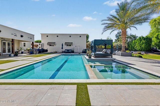 2776 E TAURUS Place, Chandler, AZ 85249
