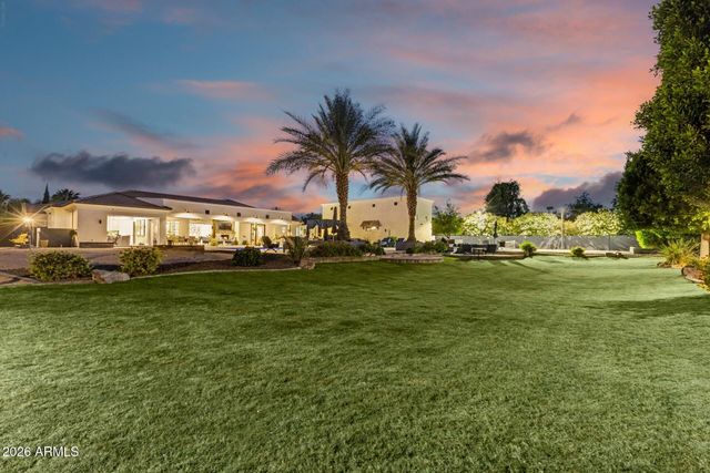 2776 E TAURUS Place, Chandler, AZ 85249