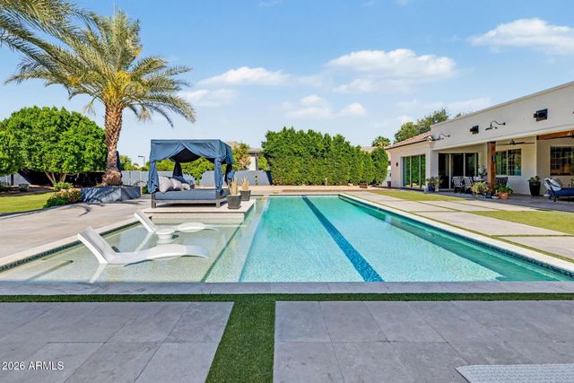 2776 E TAURUS Place, Chandler, AZ 85249