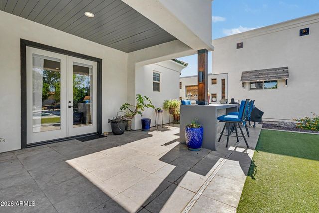 2776 E TAURUS Place, Chandler, AZ 85249