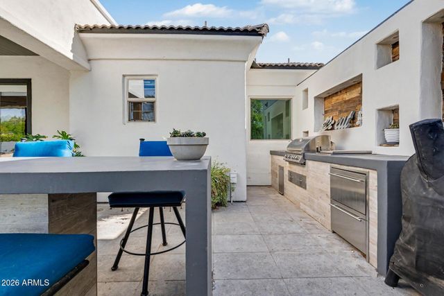 2776 E TAURUS Place, Chandler, AZ 85249