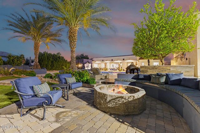 2776 E TAURUS Place, Chandler, AZ 85249