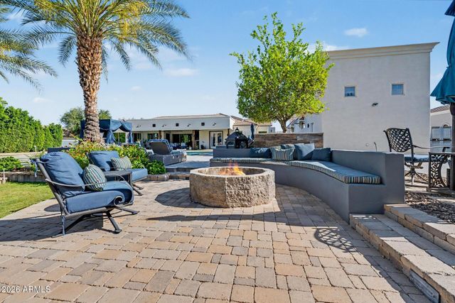2776 E TAURUS Place, Chandler, AZ 85249