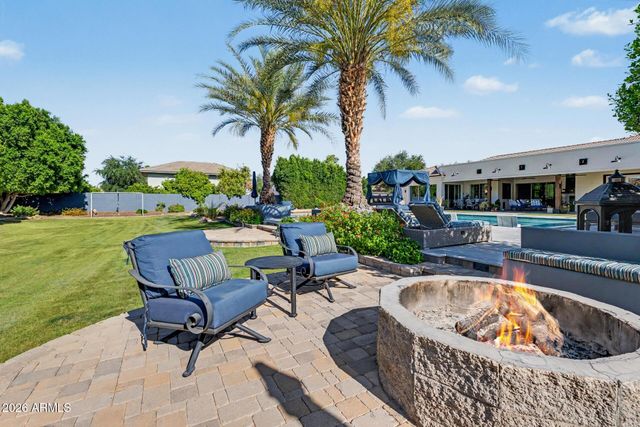 2776 E TAURUS Place, Chandler, AZ 85249