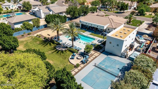 2776 E TAURUS Place, Chandler, AZ 85249