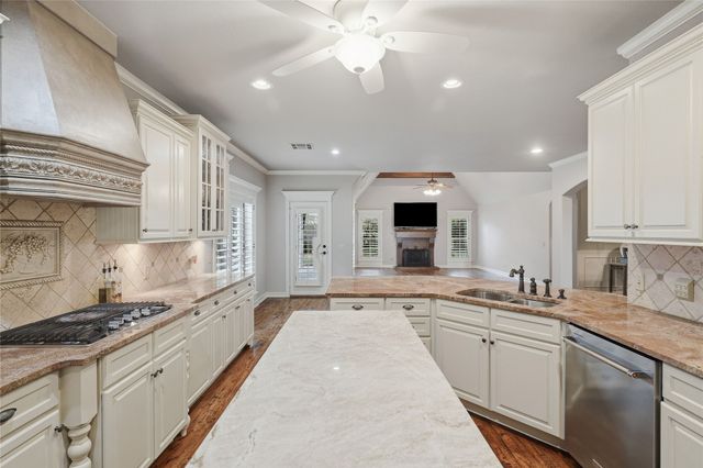 9326 S 75th East Avenue, Tulsa, OK 74133