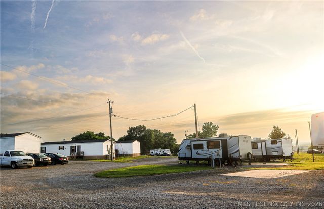 7608 E Highway 270, Haileyville, OK 74501