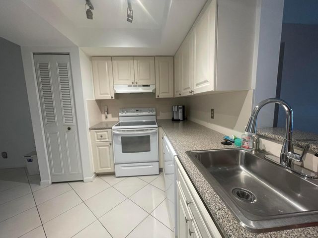 6525 S Oriole Boulevard 1050, Delray Beach, FL 33446