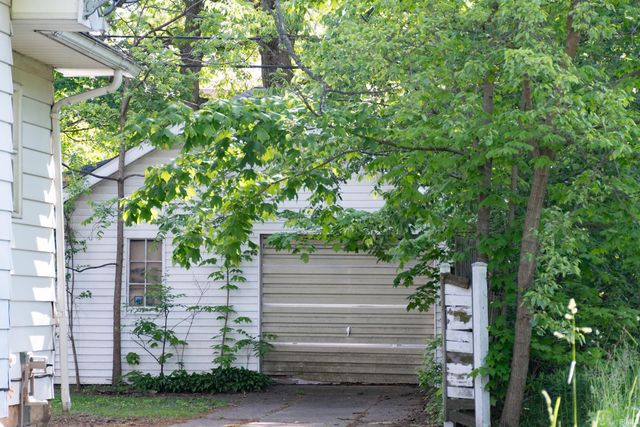 1142 Obrien Street, South Bend, IN 46628
