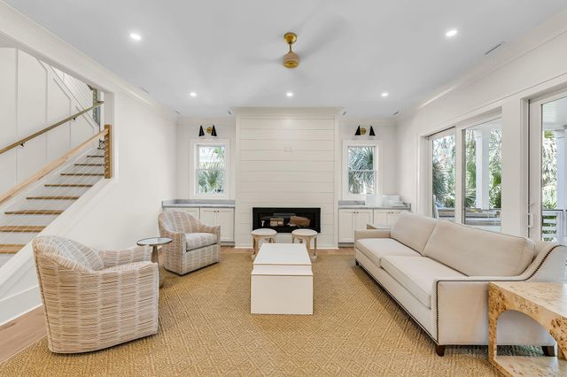 6 29th Avenue, Isle Of Palms, SC 29451