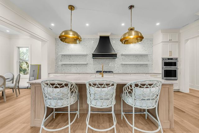 6 29th Avenue, Isle Of Palms, SC 29451