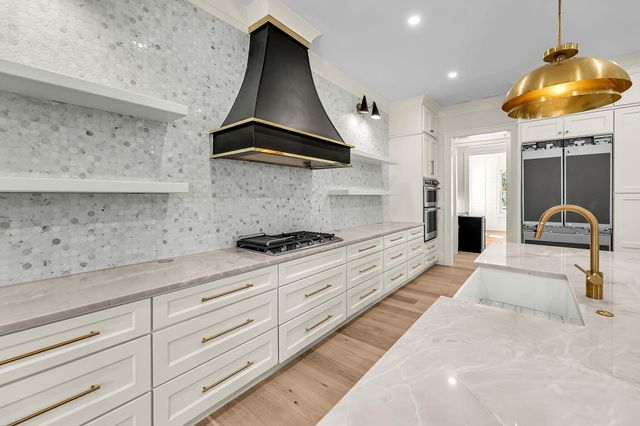 6 29th Avenue, Isle Of Palms, SC 29451