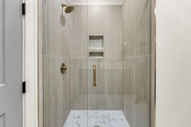 6 29th Avenue, Isle Of Palms, SC 29451