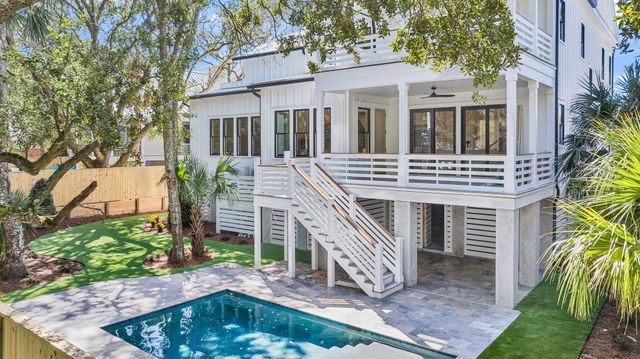 6 29th Avenue, Isle Of Palms, SC 29451