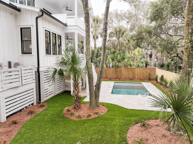 6 29th Avenue, Isle Of Palms, SC 29451