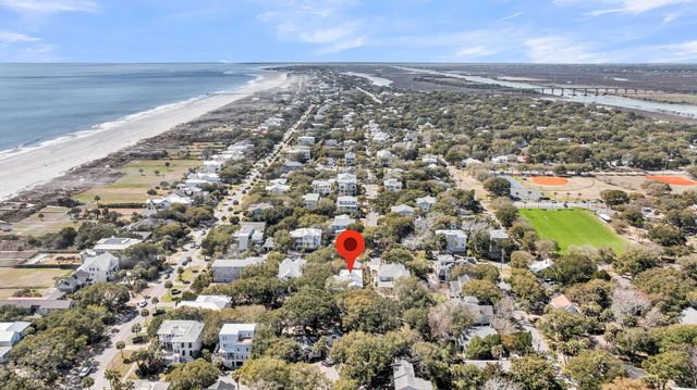 6 29th Avenue, Isle Of Palms, SC 29451