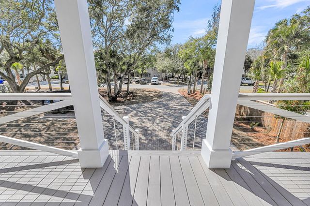 6 29th Avenue, Isle Of Palms, SC 29451