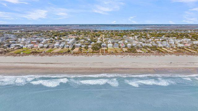 6 29th Avenue, Isle Of Palms, SC 29451