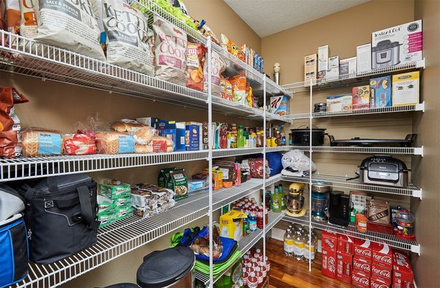 3815 148th Street, Urbandale, IA 50323