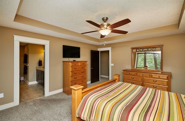 3815 148th Street, Urbandale, IA 50323