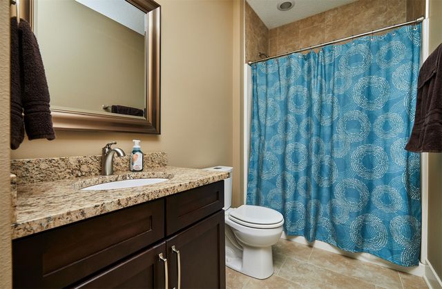 3815 148th Street, Urbandale, IA 50323
