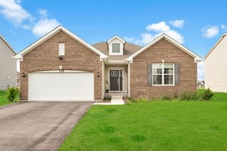135 S Devoe Drive, Oswego, IL 60543