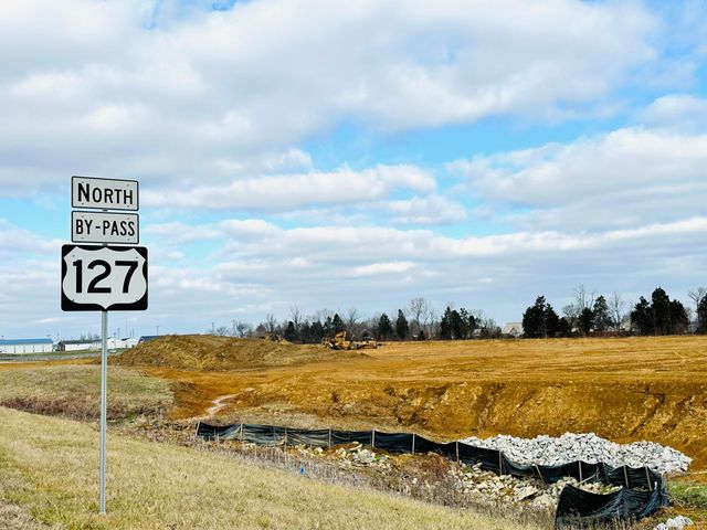 103 Carlton Crossing, Lawrenceburg, KY 40342