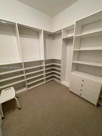 10731 NW 74th Ter ., Doral, FL 33178